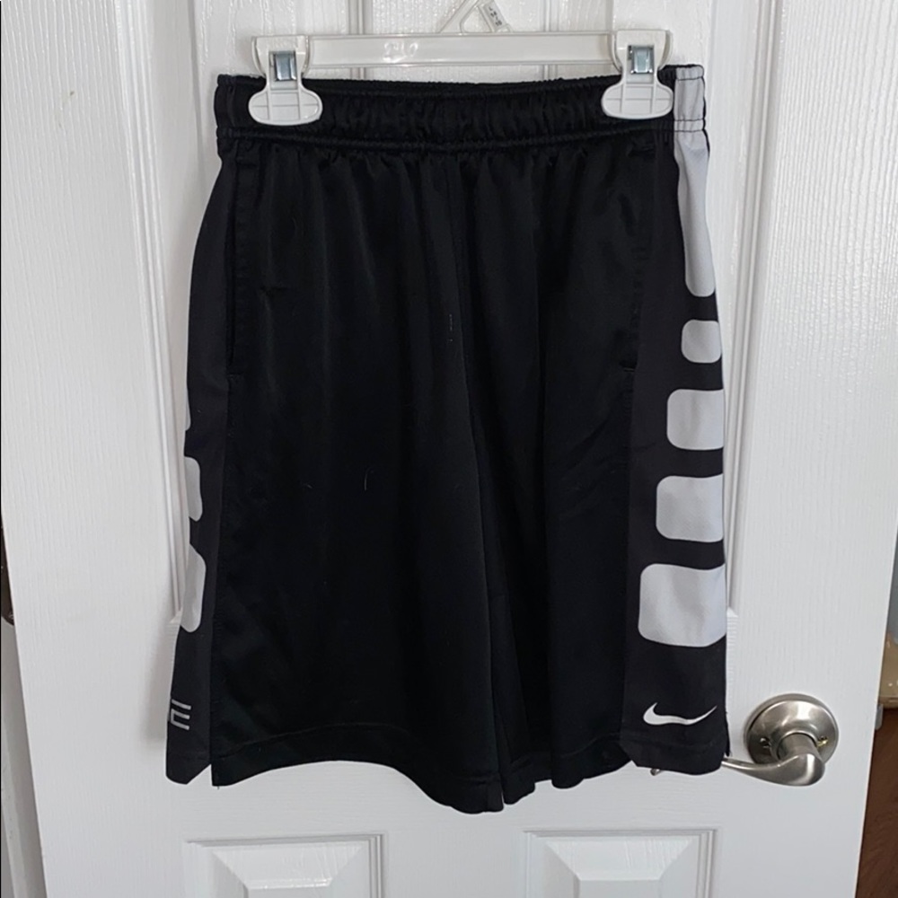 nike elite basketball shorts